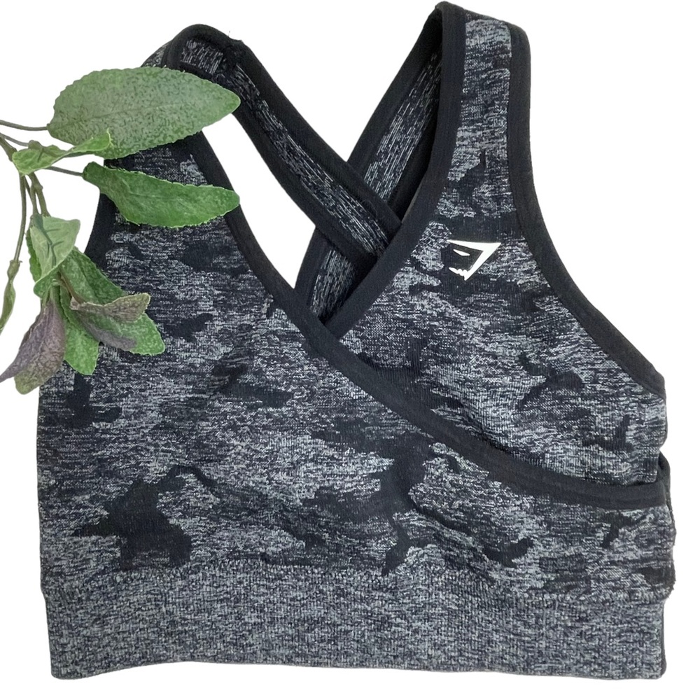 GymShark Sports Bra Black Gray Camo Strappy High Impact Sz Small
